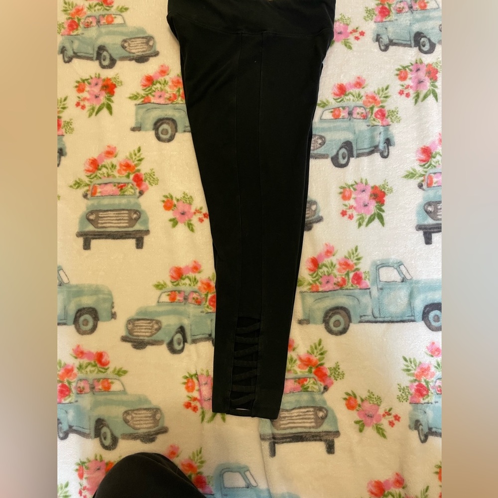 Black cotton leggings